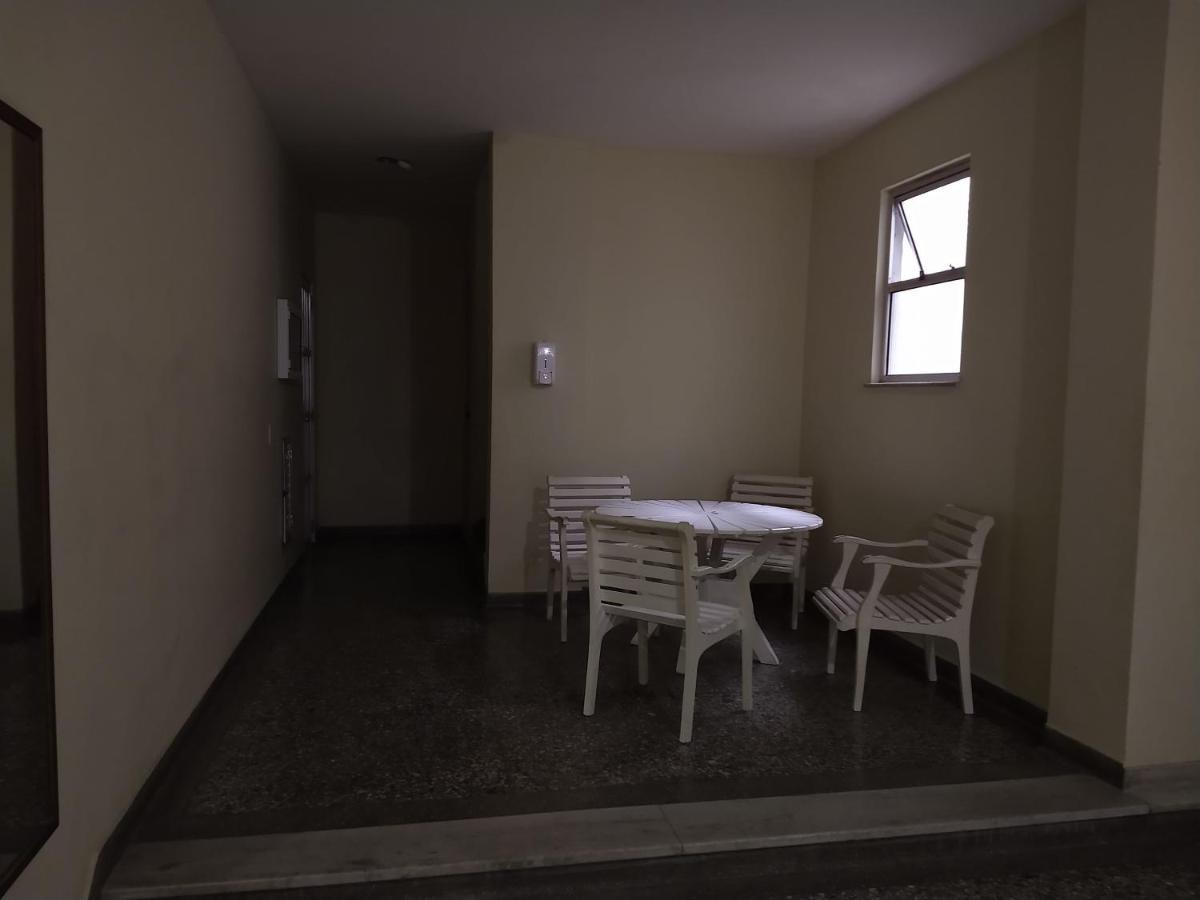 Apartamento Aconchegante No Centro De กาโบฟรีโอ ภายนอก รูปภาพ