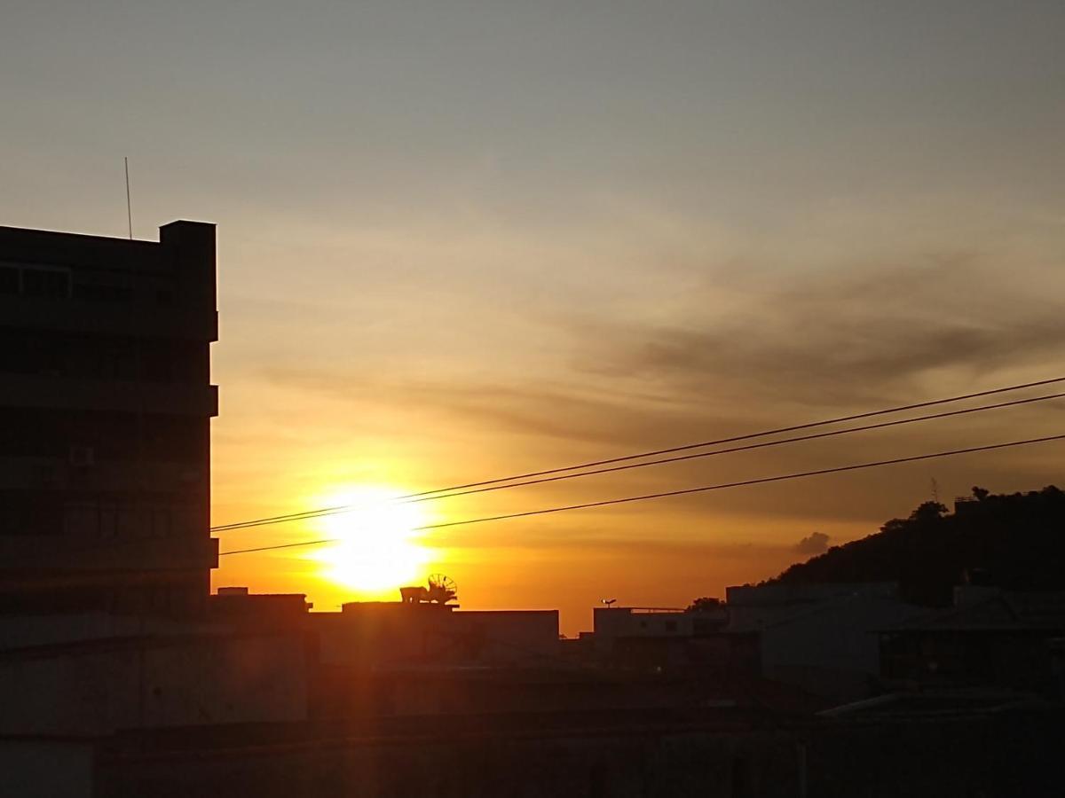 Apartamento Aconchegante No Centro De กาโบฟรีโอ ภายนอก รูปภาพ